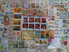 Lot / vrac de 1000 timbres différents et blocs du monde (photos du Lot 516)
