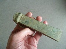 HACHE À DOUILLE BRONZE MUSEAL