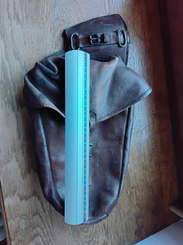 Fonte selle sacoche cuir - de,