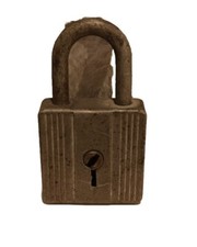 ANCIEN CADENAS SOS  série 136 AVEC   clé ,  VINTAGE PADLOCK with key