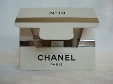 Coffret Collector Vintage Parfum Chanel N°19 Miniature Eau de Toilette  19 ml