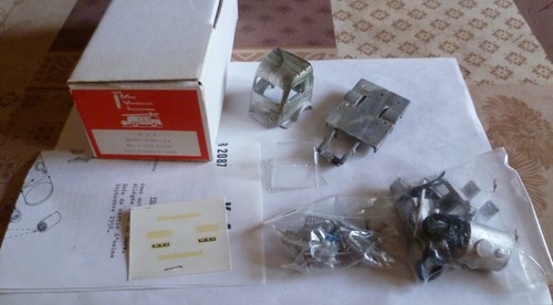 Mvi renault r2087 4x4 - renault, feux