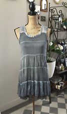 Robe Sandro Taille 2/40  soie et dentelle, doublé, presque jamais porté