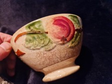 Bol ancien en barbotine –