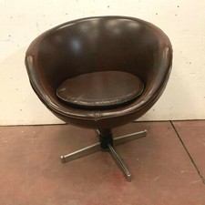 Fauteuil design en piétement