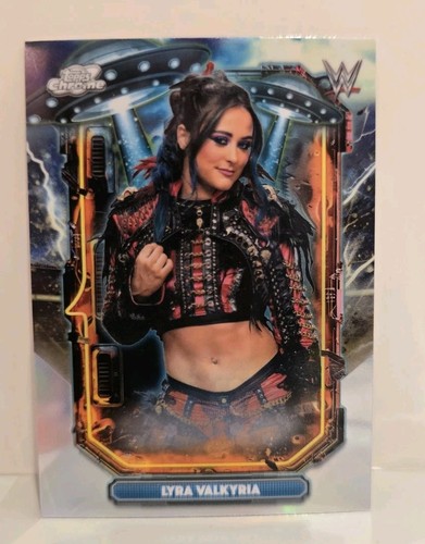 Lyra valkyria wwe topps - lyra,