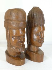 Paire de statue en bois  MADAGASCAR annees 50