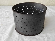 Ancien Moule à Fromage en Fer Blanc 14,5cm de diamètre Rare