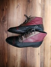 Multi-colored burgundy black