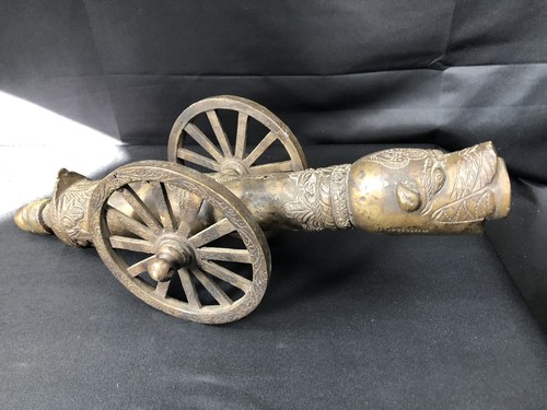 Canon asiatique indien en - canon,