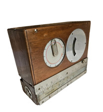 ANCIEN APPAREIL ELECTRIQUE DE MESURE RHEOSTAT CONSTRUCTEUR A.LONGOBARDI GRENOBLE