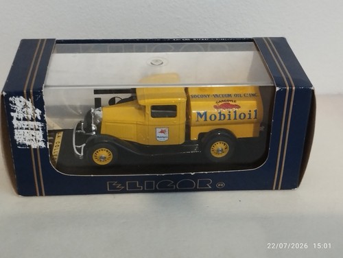 Ford 1934 citerne mobiloil - v8,