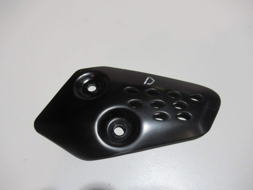 Plaque platine avant droite