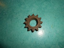 Pignon 12 dents diamètre: 26 mm lg: 23 mm Motobécane neuf ancien stock