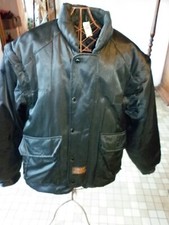 Blouson teflon schott couleur noir taille 44