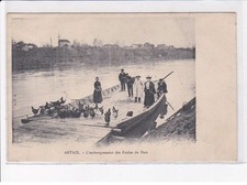 ARTAIX: l'embarquement des poules du port - très bon état