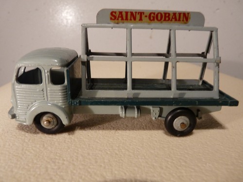 Modèle réduit camion simca - camion,