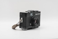 Appareil photo 35mm Rollei 35 LED et accessoires - housse, pare soleil, cache