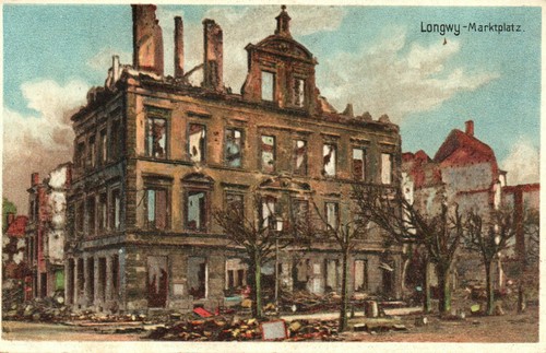Longwy market square - market,