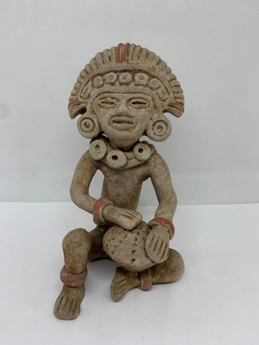 Jolie petite statuette