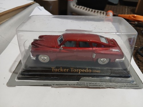 Tucker torpedo 1948 bordeaux - torpedo,