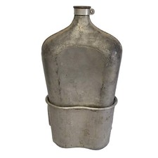 07K20 ANCIENNE GOURDE ET QUART