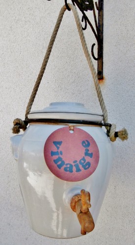 Ancien vinaigrier special - ancien,