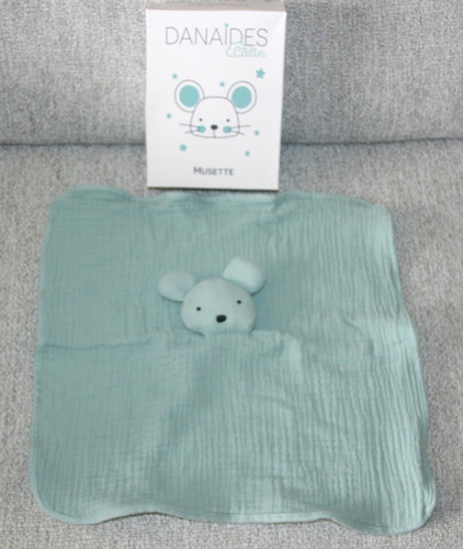 Danaides calin doudou - calin, souris