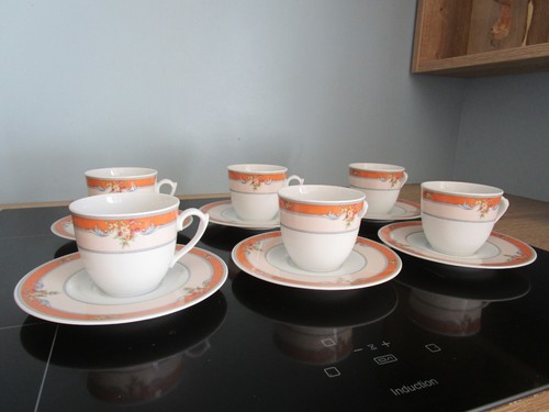 Tasses cafe soucoupes - a, &