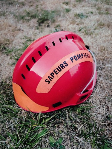 Ancien casque sapeur - ancien, pompier