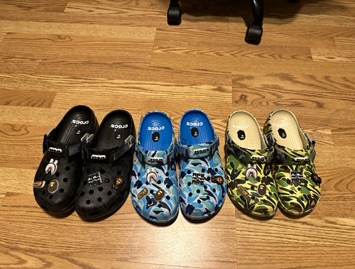 Selling all crocs together - all, 3