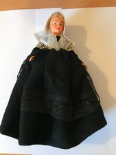 poupee folklorique  