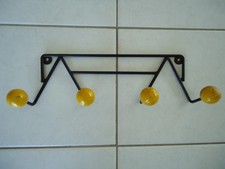 PATERE PORTE-MANTEAU FER FORGE BOULES JAUNES