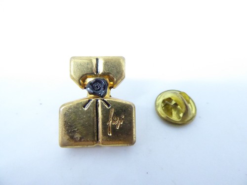 Pin pins badge - pins,