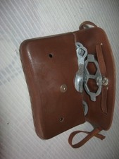 ancienne sacoche de vélo Mafac avec ses outils