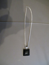 collier avec pendentit vintage