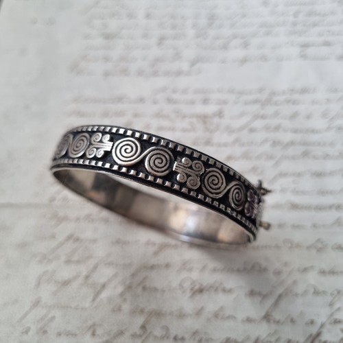 Bracelet kelt signé bijou - bracelet,