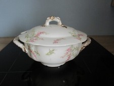SOUPIERE PORCELAINE DE LIMOGES
