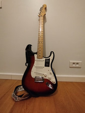 guitare électrique fender stratocaster