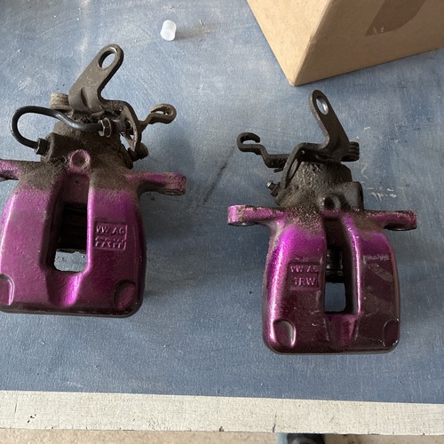 Brake calipers rear fits - 2x,
