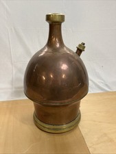Petit alambic artisanal d’apothicaire en cuivre 