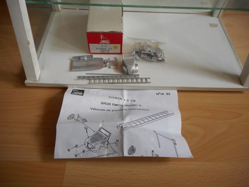 Maquette mvi citroen 2cv - mvi,
