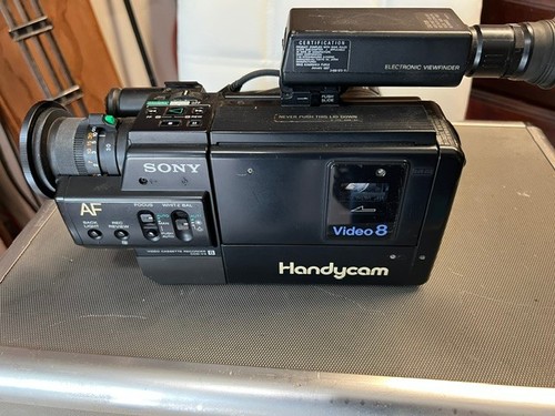 Sony ccd 8mm camcorder - 8mm,