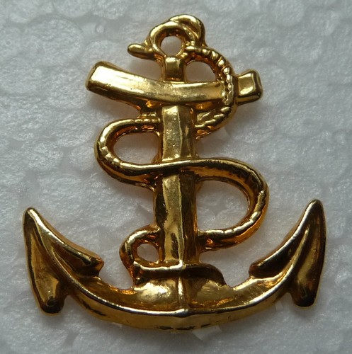 Pin militaire ancre de - pin's,