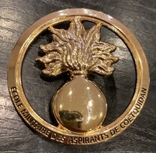 Insigne de béret EMAC - École Militaire des Aspirants de Coëtquidan
