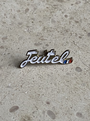Pin jeutel logo - jeutel,