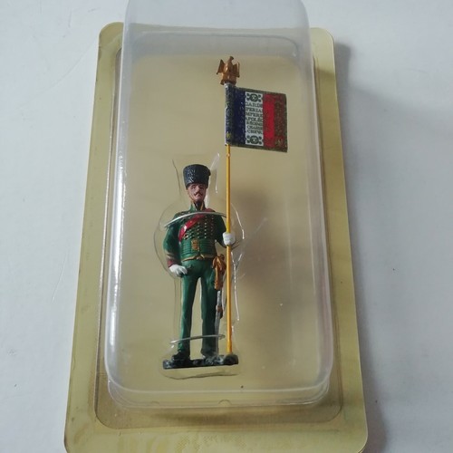Hachette porte drapeau - -,