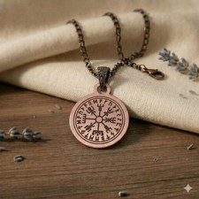 Collier vegvisir en cuivre