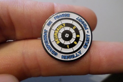 Badge pin broche tir - tir, arc