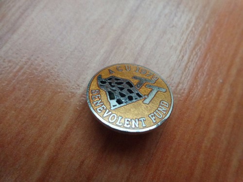 Insigne émail broche - insigne,